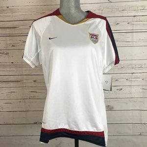 Nike US soccer national team jersey Sz L NEW